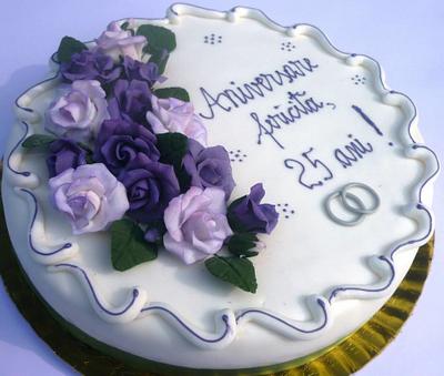 Purple roses - Cake by Irina-Adriana