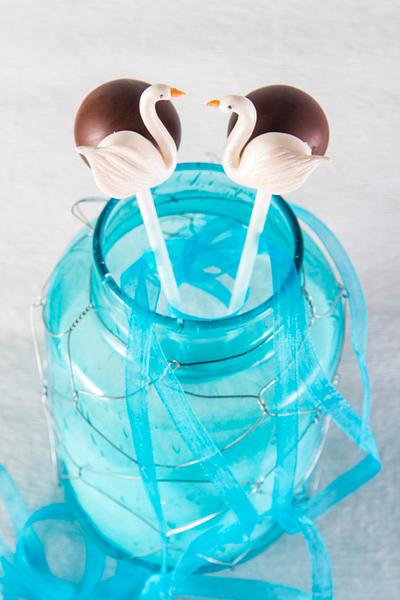 Cakepop cisnes - Cake by Pasteles de ensueño magazine