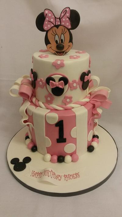 Minnie  - Cake by d and k creative cakes