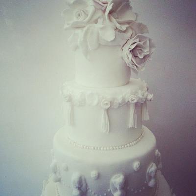 vintage 5 tier white cameo wedding cake. - Cake by Swt Creation
