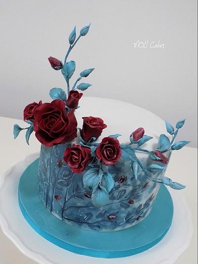 Roses  - Cake by MOLI Cakes