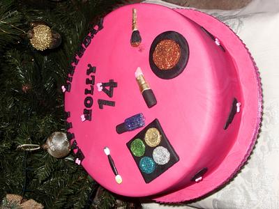 Make-up - Cake by cupcake67