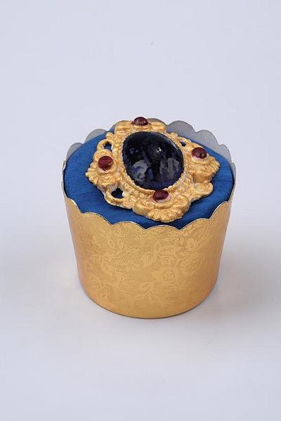 untik jewlry fondunt cupcake - Cake by michal katz