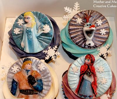 Frozen cupcakes - Cake by Mother and Me Creative Cakes