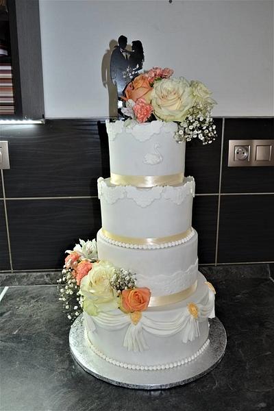 wedding cake - Cake by Monika Bajanová