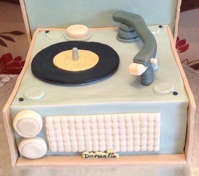 Vintage record player cake - Cake by Mrs BonBon