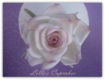 My Rose - Cake by Lilla's Cupcakes