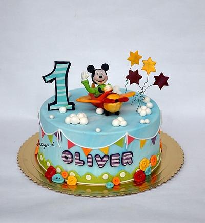 Mickey Mouse  - Cake by majalaska