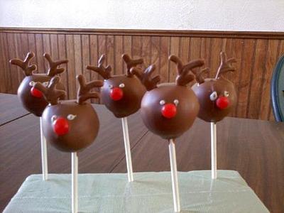 Reindeer Pops - Cake by Heather