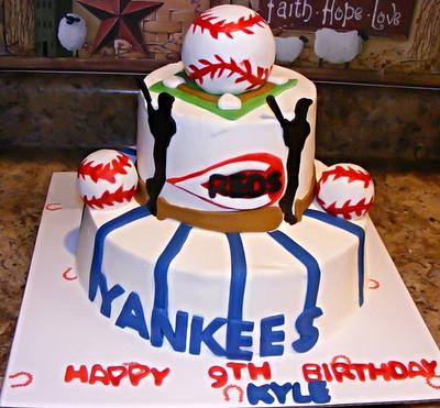 Baseball Cake  - Cake by Rita's Cakes