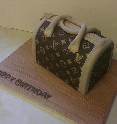 Louis Vuitton Hanbag - Cake by FairyDelicious
