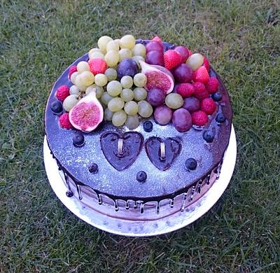 Chocolate wedding cake with fresh fruits - Cake by AndyCake