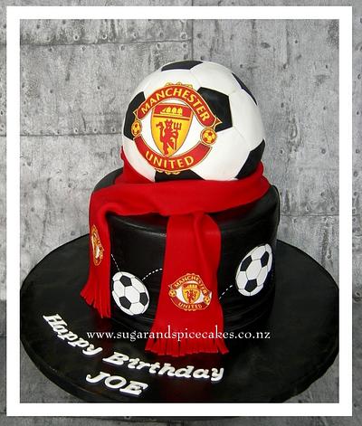 Manchester United Football Cake - Cake by Mel_SugarandSpiceCakes