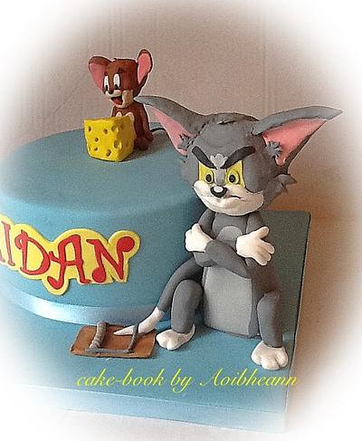 Tom and Jerry - Cake by Aoibheann Sims
