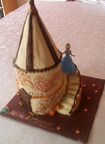 Golden painted Castle - Cake by RazsCakes