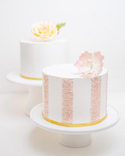Simple buttercream cakes - Cake by La Cupella Cake Boutique - Ella Yovero