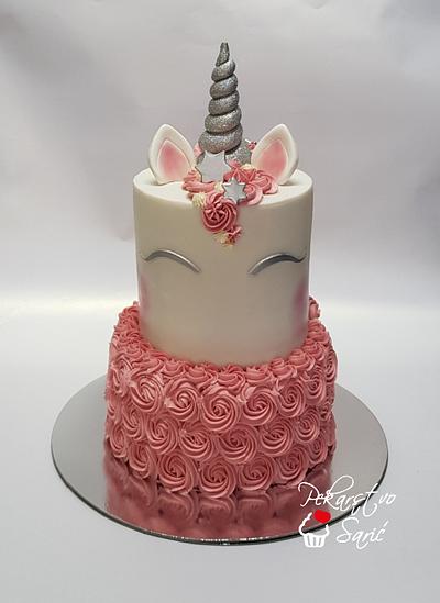 Unicorns are real! 🦄💜 - Cake by Ana