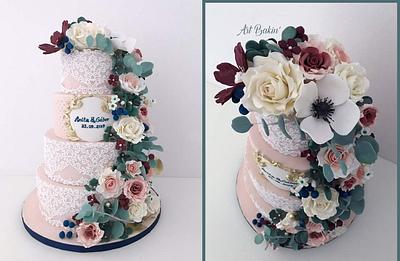 Flower and cake lace wedding cake - Cake by Art Bakin’