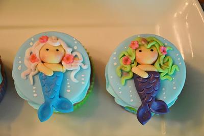Mermaid Cupcakes! - Cake by Ellie1985