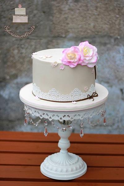 Roses and lace  - Cake by Sylwia