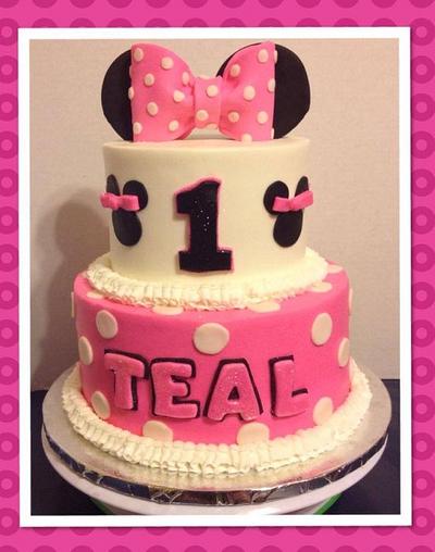 Minnie Mouse 1st Birthday - Cake by Tracy's Custom Cakery LLC