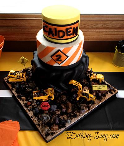 Construction birthday cake - Cake by Enticing Icing