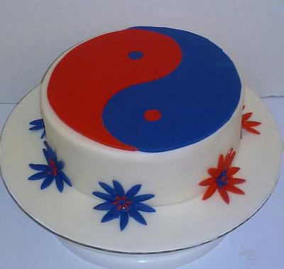 Ying Yang Cake - Cake by givethemcake