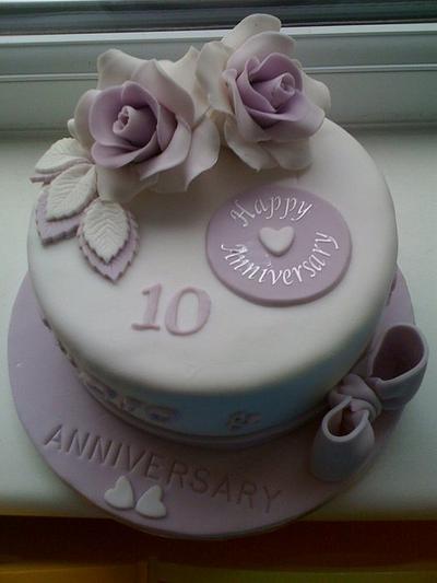 Anniversary cake - Cake by Fiona McCarthy