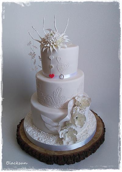 Wedding cake in white - Cake by Zuzana Kmecova