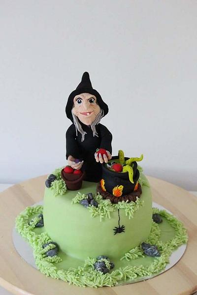 The evil witch from Snowwhite - Cake by Harriet Roth