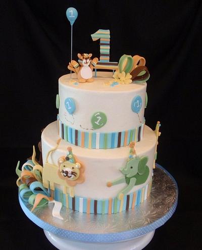 Baby Zoo Aminals - Cake by jan14grands