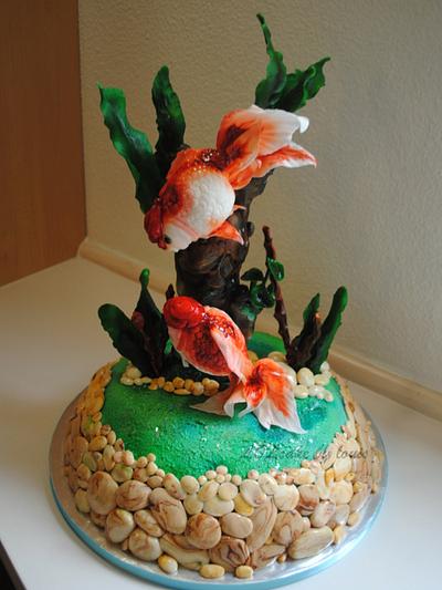 Golden Fish - Cake by Louis Ng