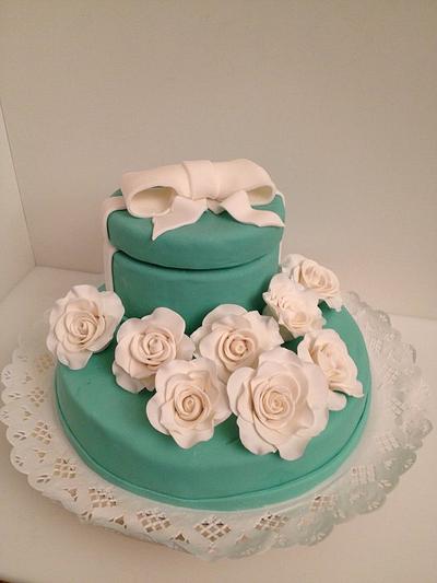 Cake with gift box - Cake by danida