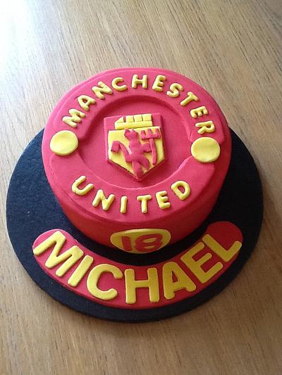 Manchester united cake - Cake by Lisa Ryan