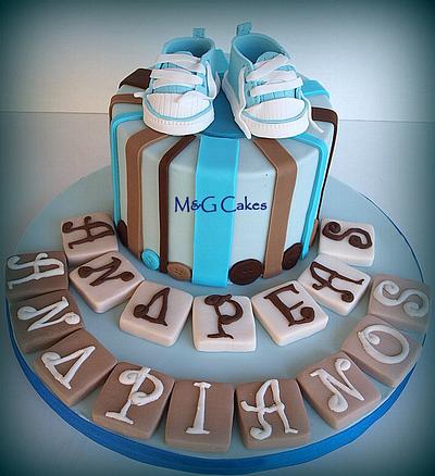 Baby shoes - Cake by M&G Cakes