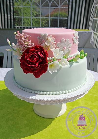 Flower Cake for my Grandma 80th Birthday - Cake by Tynka
