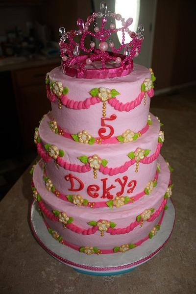 For her little princess - Cake by Dee
