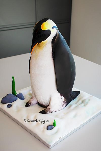 Penguin cake  - Cake by Elaine Boyle....bakemehappy.ie