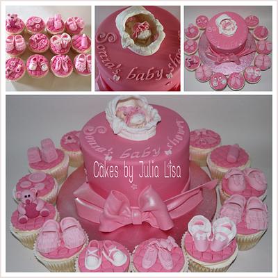 Baby shower cake with Moses basket & cupcakes - Cake by Cakes by Julia Lisa
