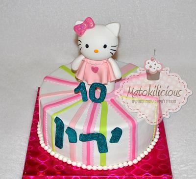 Hello Kitty Cake - Cake by Matokilicious
