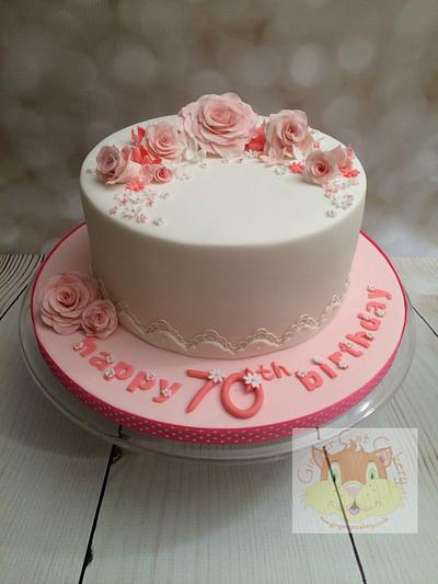 Pink and pretty - Cake by Elaine - Ginger Cat Cakery 