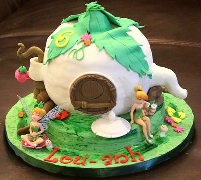 Tinkerbell's Teapot House - Cake by Weekend Oven by Leena