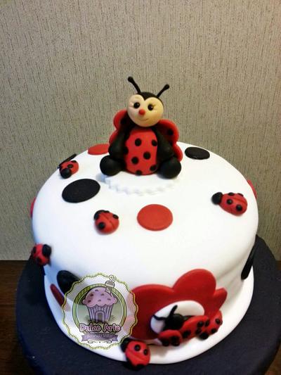 Ladybug cake - Cake by Dulce Arte - Briseida Villar