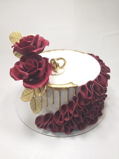 Red roses cake - Cake by Ivaninislatkisi