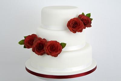 Red Roses - Cake by Cakes For Show