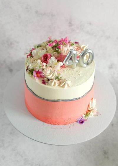 Natural and Edible Flowers Fault Line Cake - Cake by Sara Luz