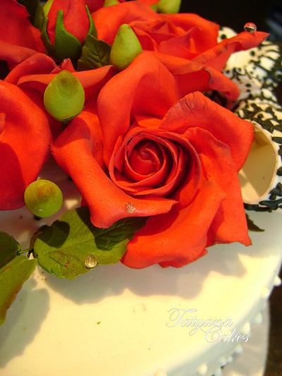 Red roses - Cake by Tatyana Cakes