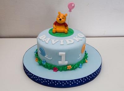 With winnie the pooh - Cake by SweetdreamsbyNika