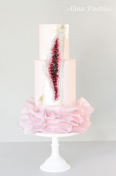 Go Pink -  collaboration for breast cancer awareness and fund raising - Cake by Alma Pasteles