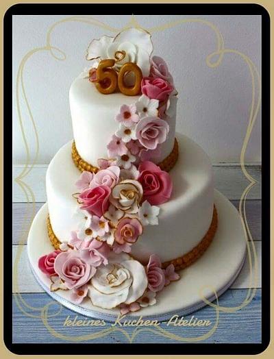 Small flower dream - Cake by Kuchenatelier